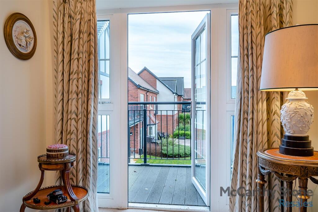 8632932-interior19.jpg