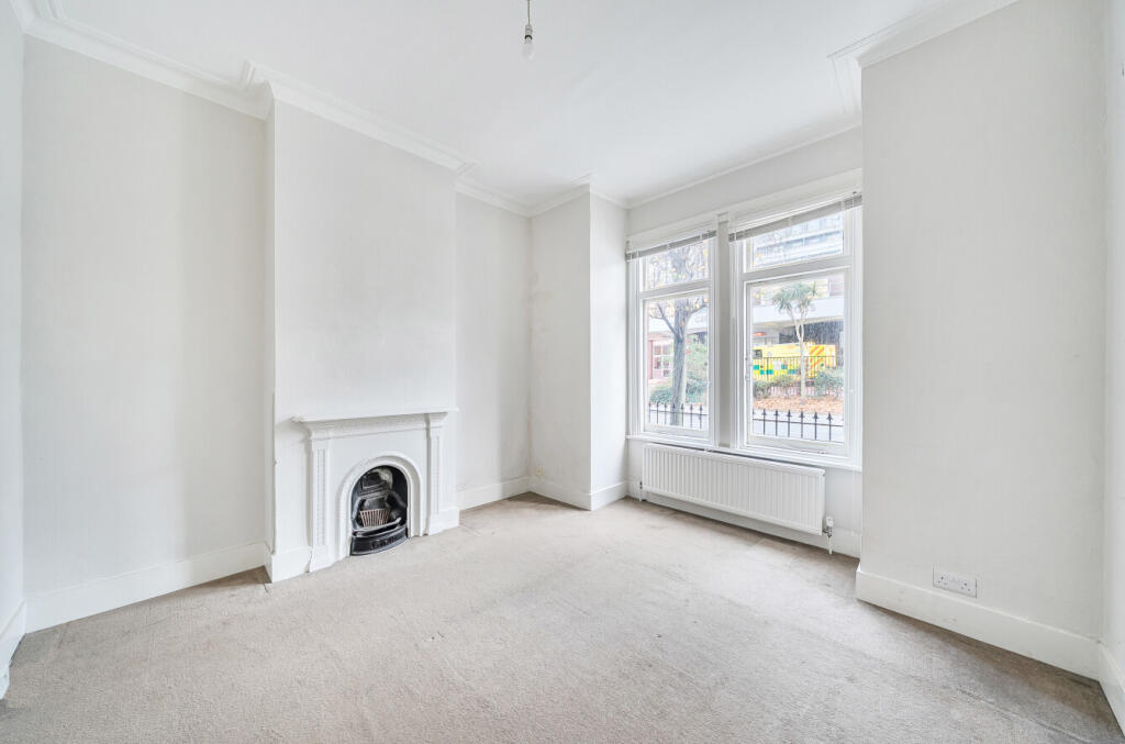 1389491-3-69401f7...