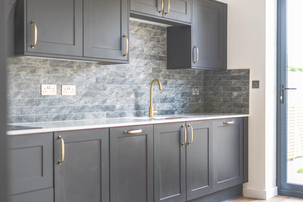 1313458-1-68639db...