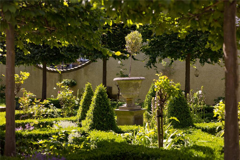 Walled Garden