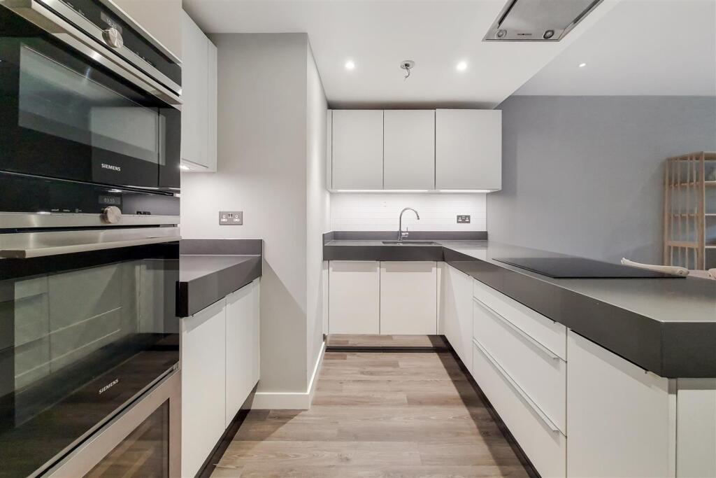1_Kitchen Reception-2.jpg