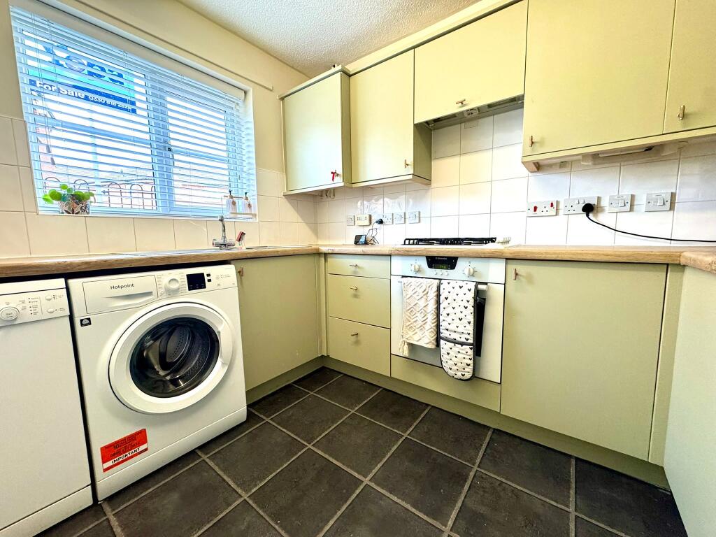 Kitchen 2