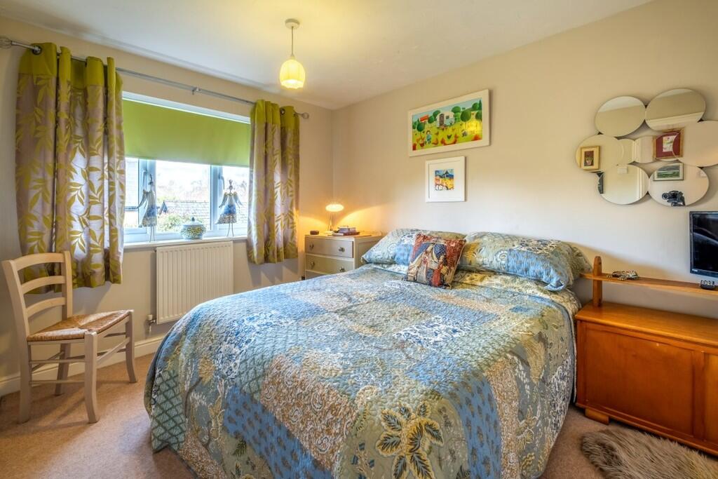 17 Clarke Close-3...