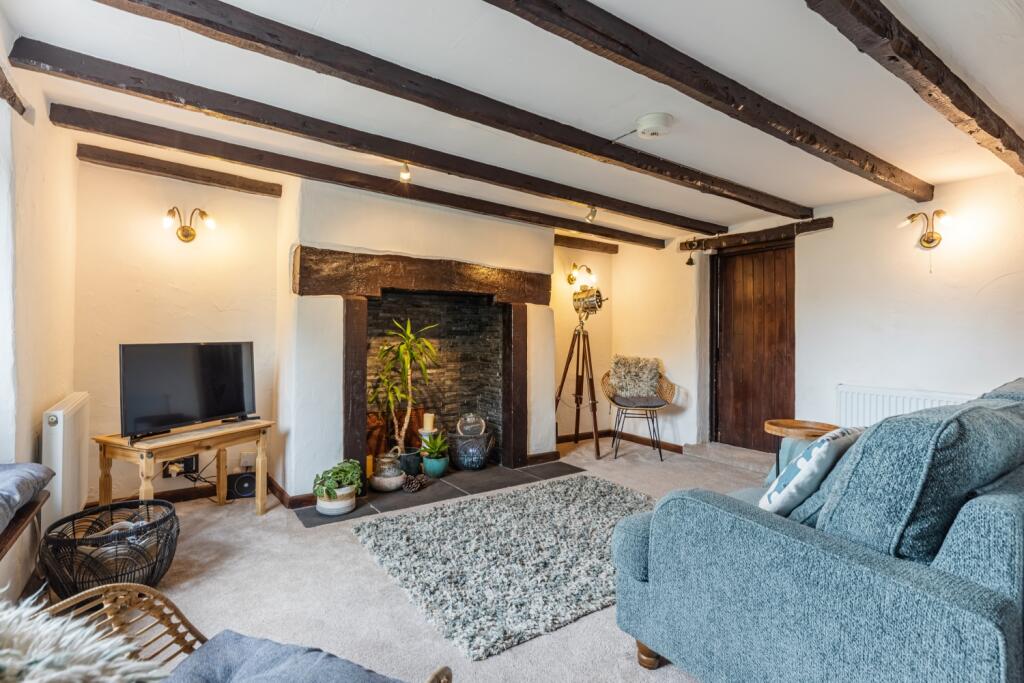 A14 - 393 Totnes Road Paignton - 250425