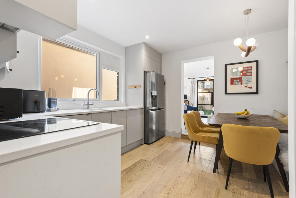 Thornton Avenue, SW2