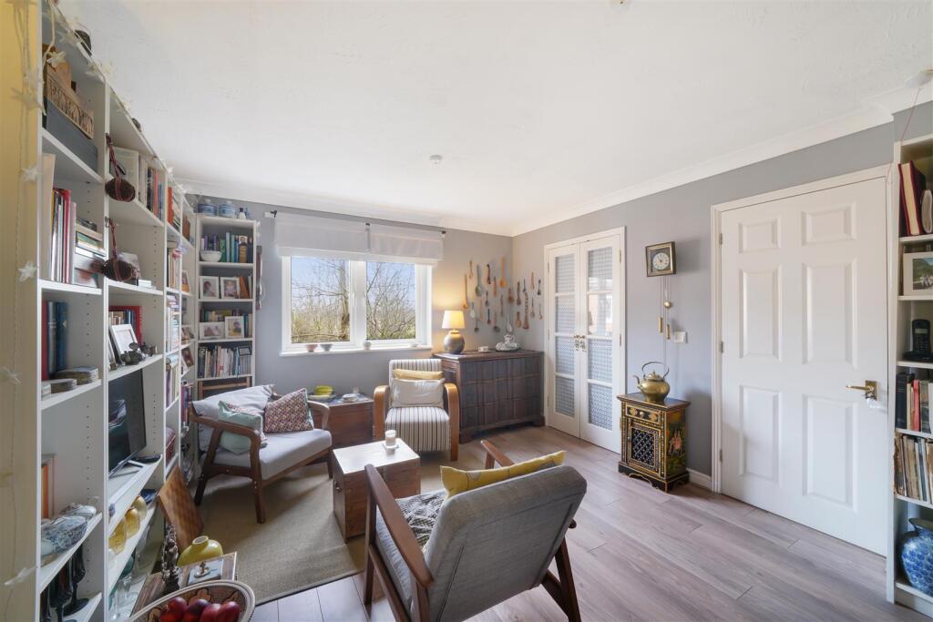 Flat 17, Bishops Court - BVNkahvWxbGnbCD7effu.jpg