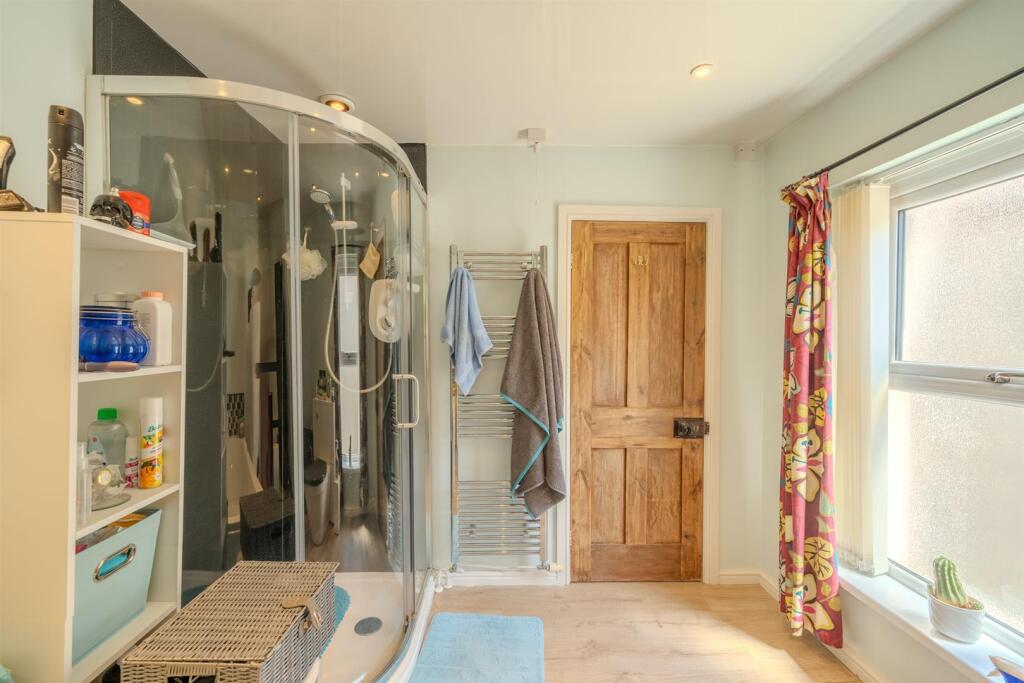 2 Lewis Terrace-5.jpg