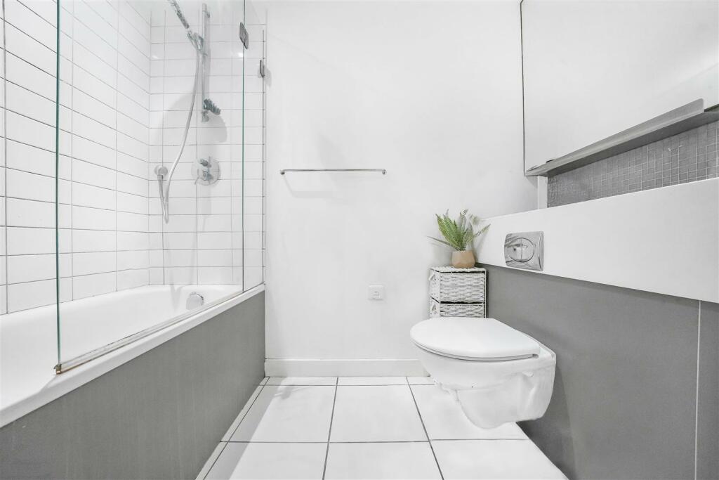 Bathroom.jpeg