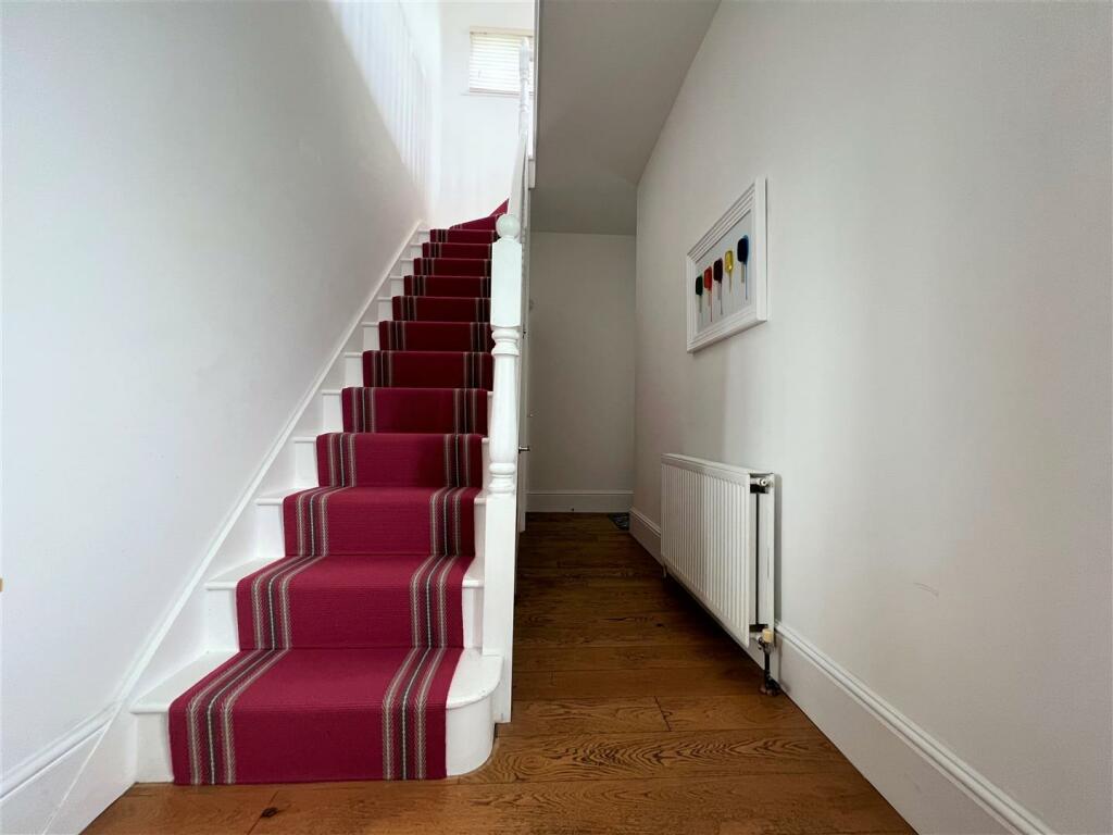 Hallway.jpg