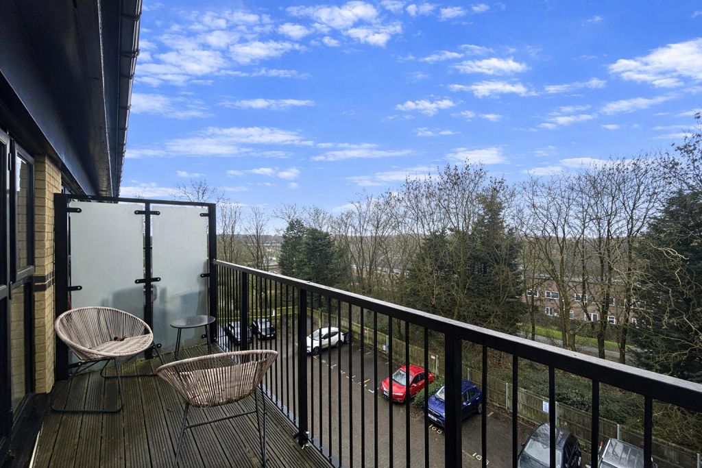 Balcony_1.png