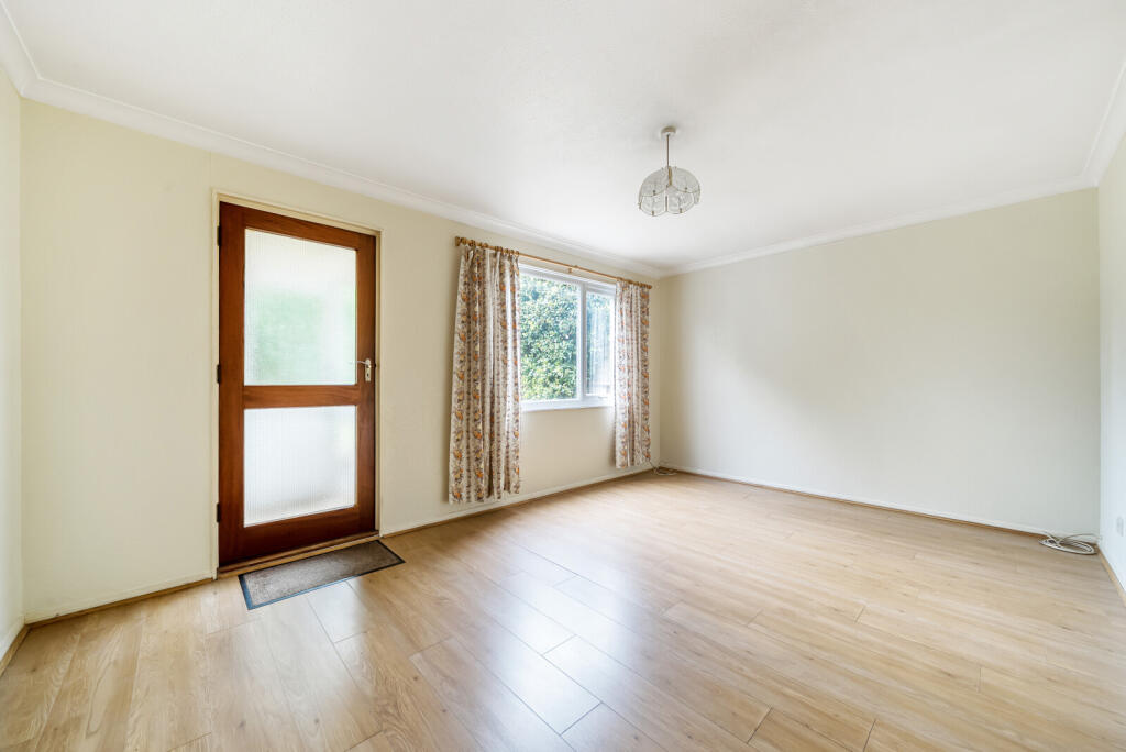 1295805-22-682628...