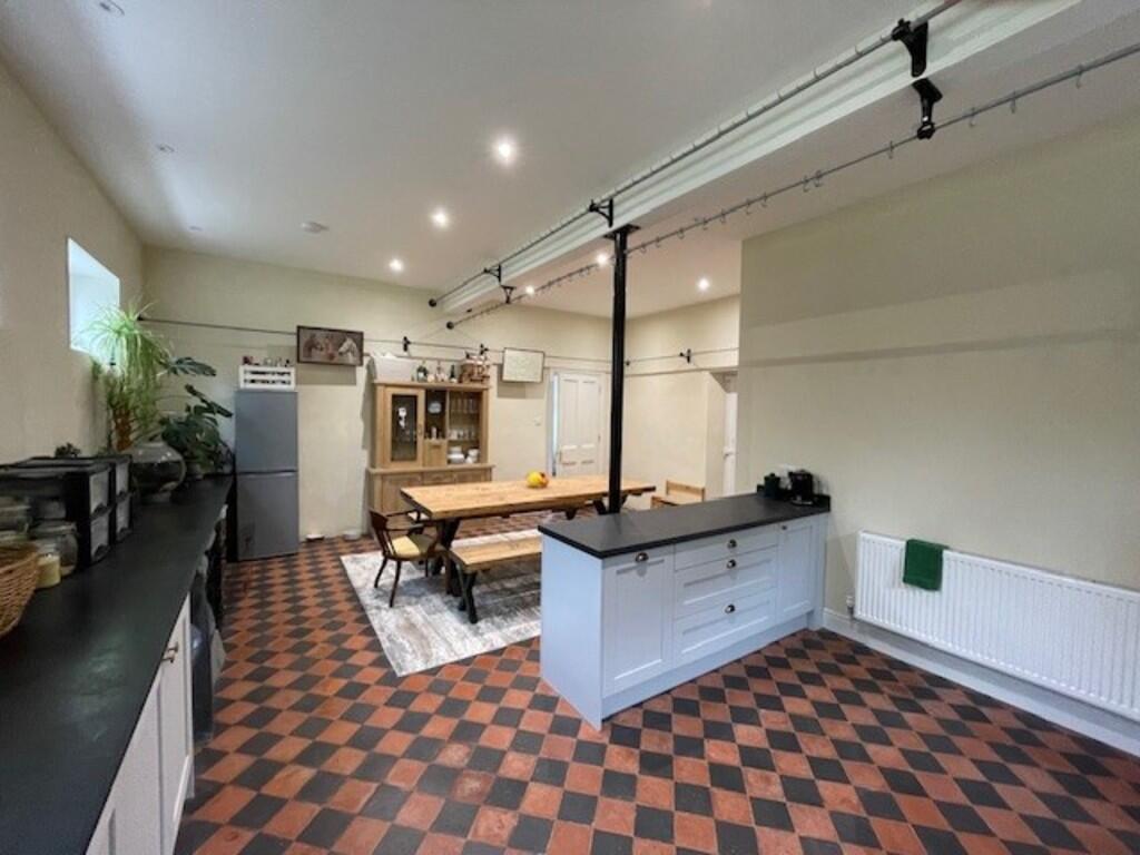 Kitchen 3