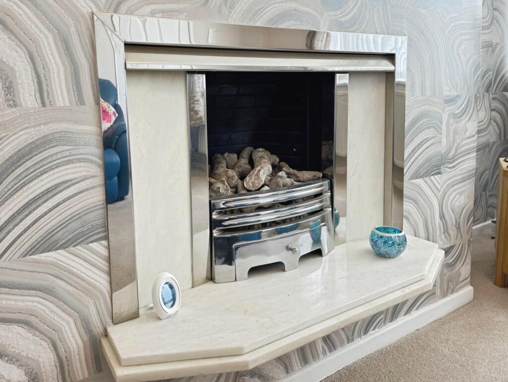 5bd1d1df--4256-8E5A-B07B0E92AE82-58130-0000083283B