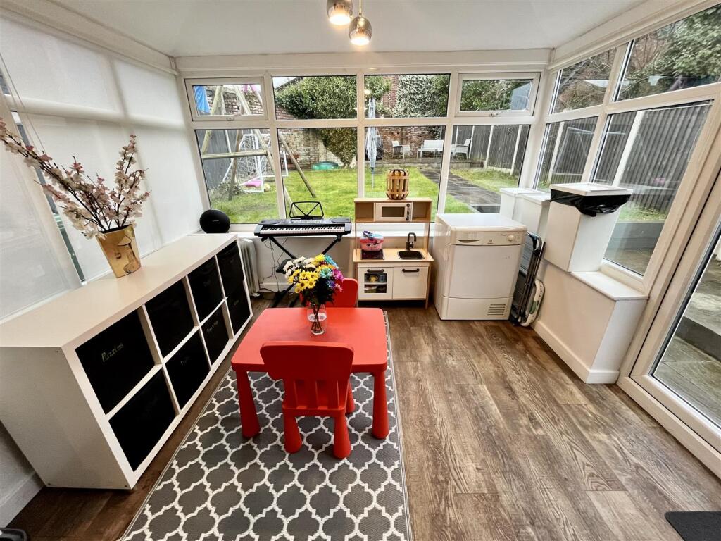 Family Room/Conservatory