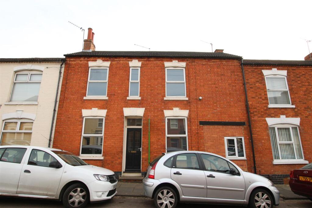 78 Moore st (1).JPG
