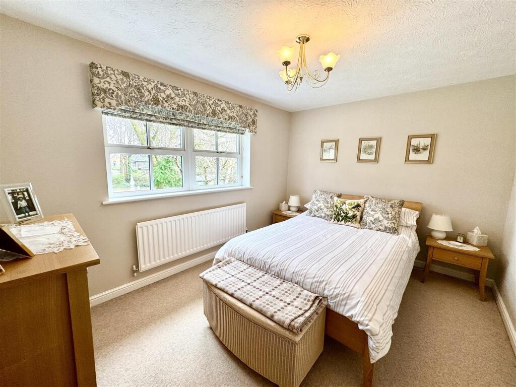 BEDROOM 3