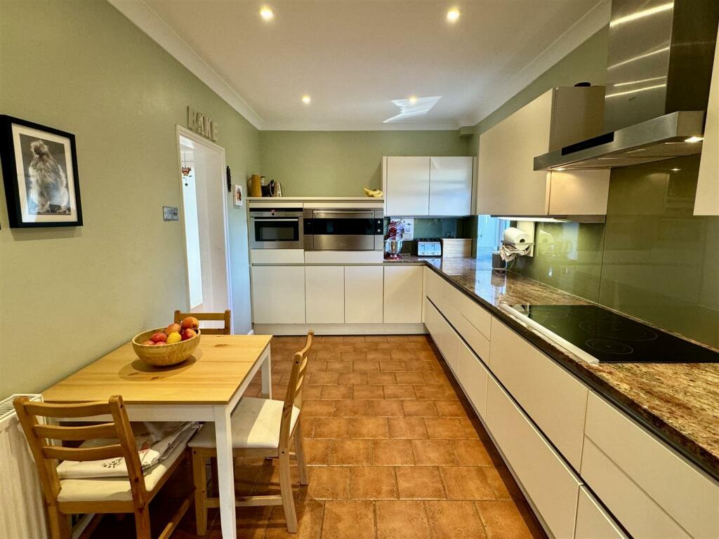 Kitchen breakfast Room