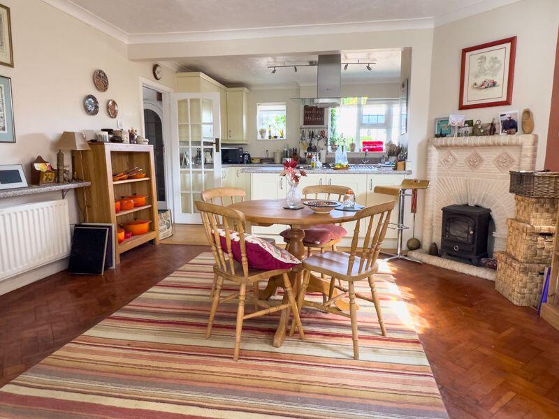 Breakfast Room