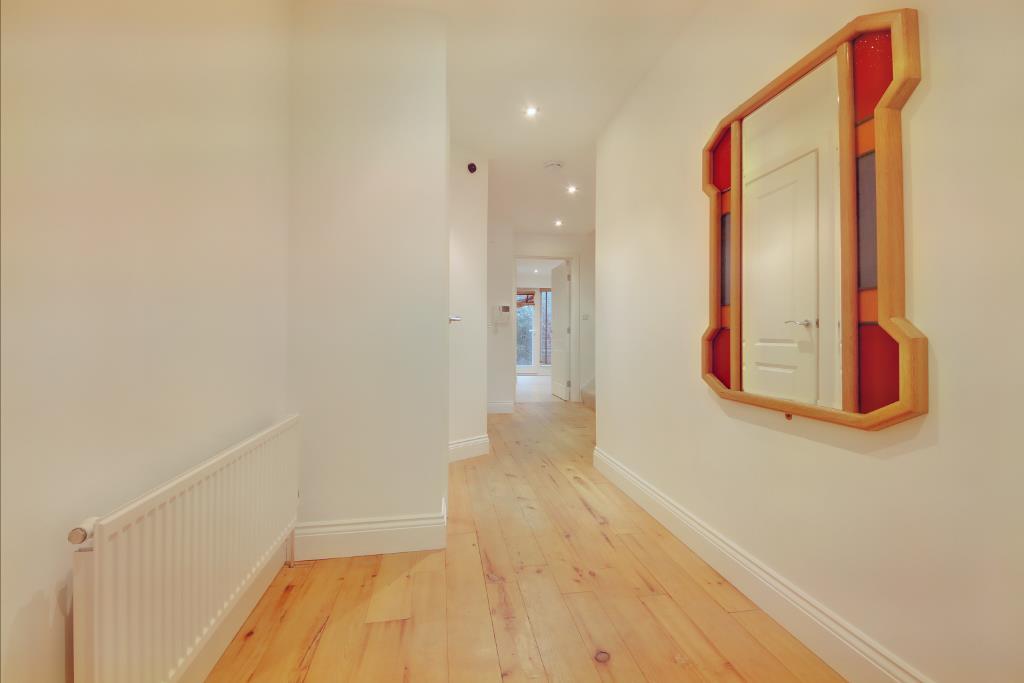 Hallway.jpg