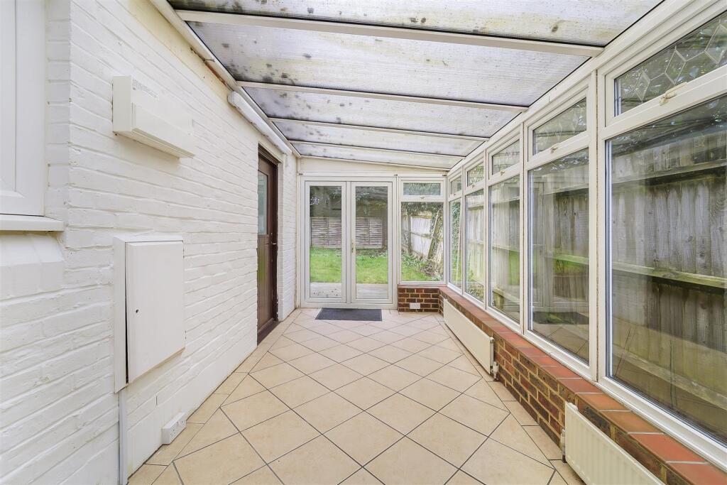 GREAT ELSHAMS, 40 (20).jpg