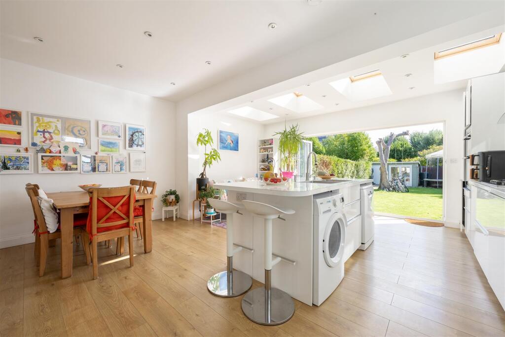 Kitchen-1.jpg