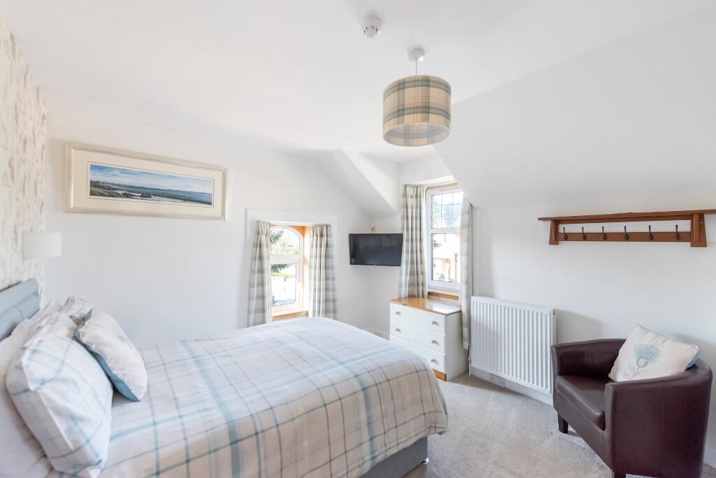 Upper Bed