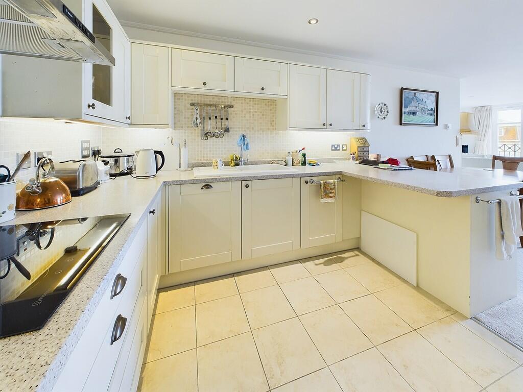 Kitchen b
