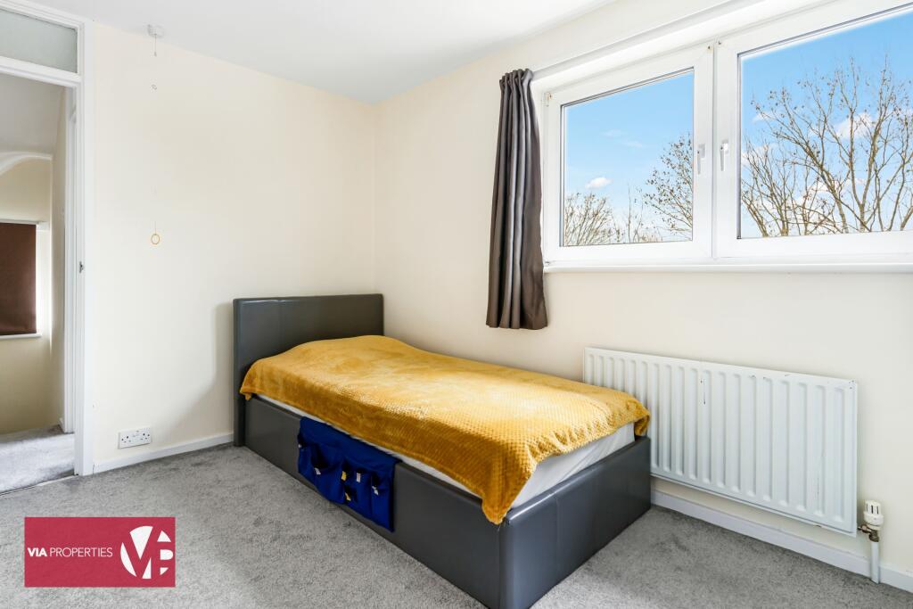 Bedroom 2 - 1st floor - rear aspect