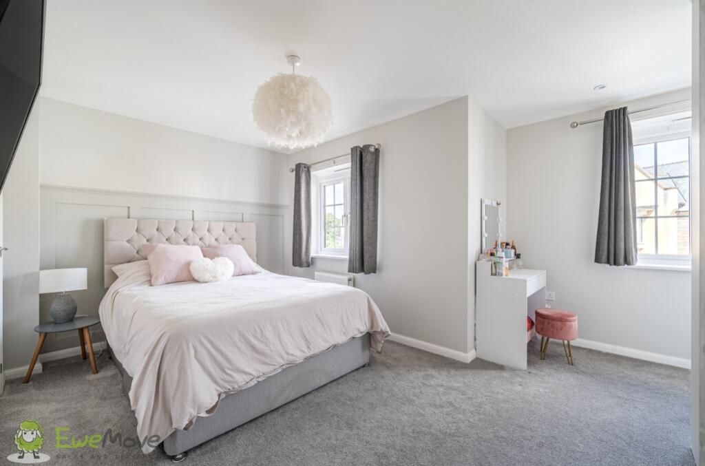 270e7d43-dd3d-4c1e-996e-4b4a9be3f259