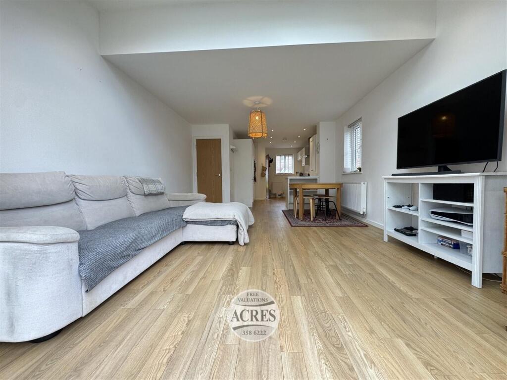 IMG_4042 (Large).jpg