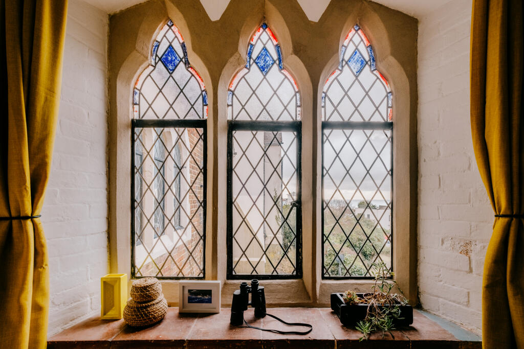 Croft-StLeonards-OldPennySchool-Interior-22