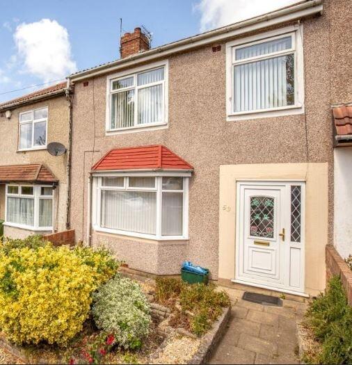 Charming terraced house with a well-maintained ...