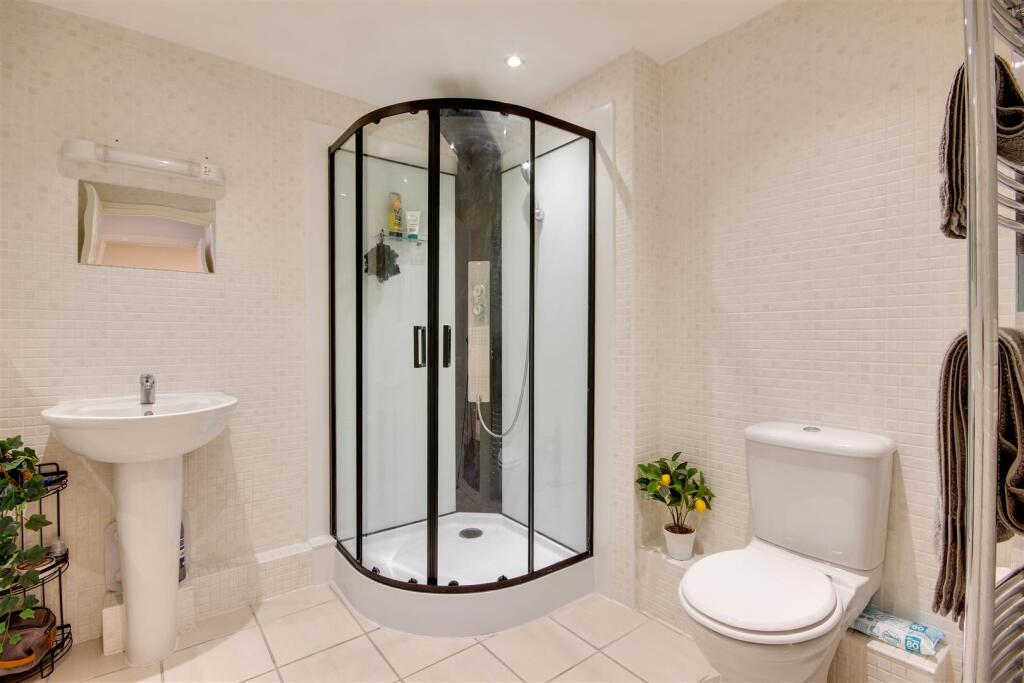 En-Suite Shower Room