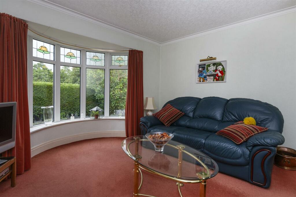 Bramleys Estate Agents - Exley Lane - Halifax (11)