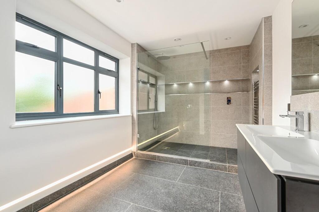 4 appletree close rh15 (21).jpg