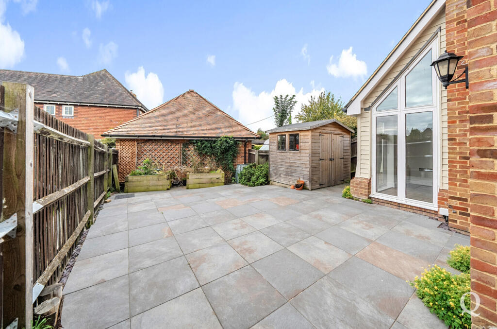 7e0044ff-b200-49f...