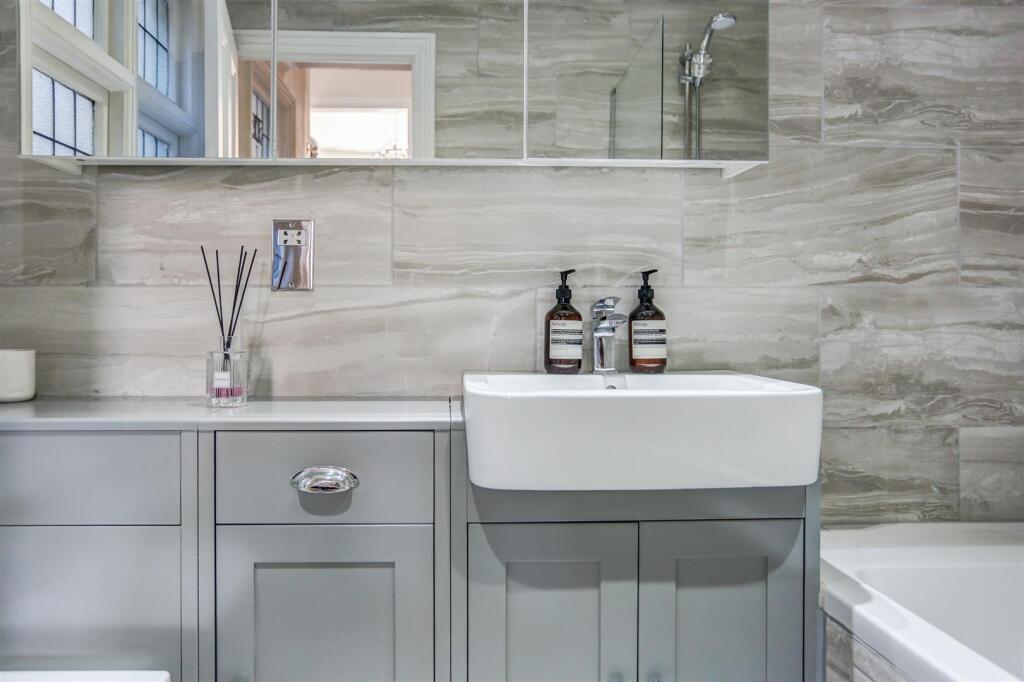 Bathroom Sink.jpg