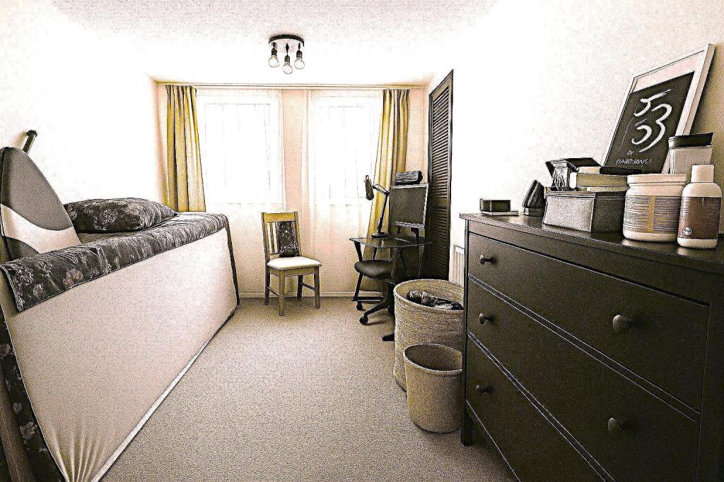 h8aNBKl3cEymVbOcBaGy-Q tAMAR BEDROOM.jpg