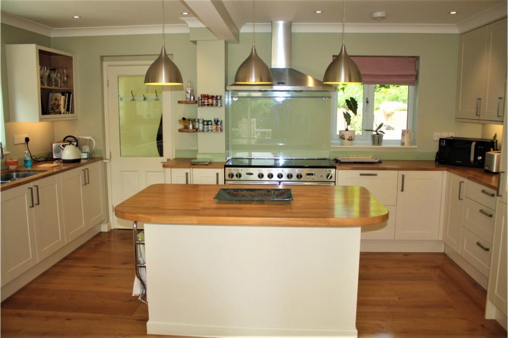 Kitchen/Breakfast