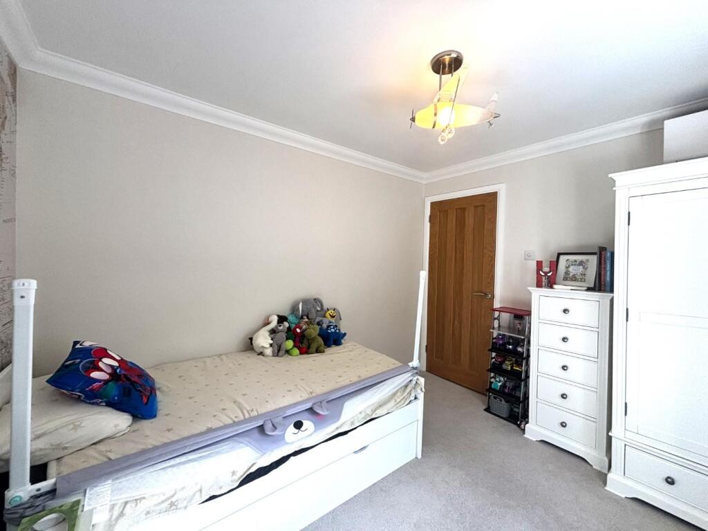 Bedroom 2_1.jpeg