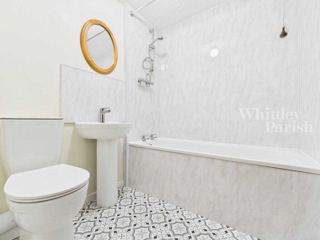 CAM04332G0-PR0512...