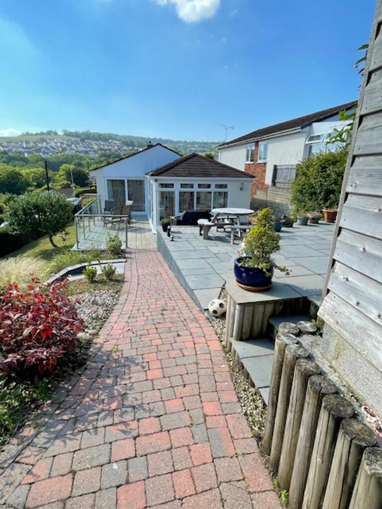 Entrance patio