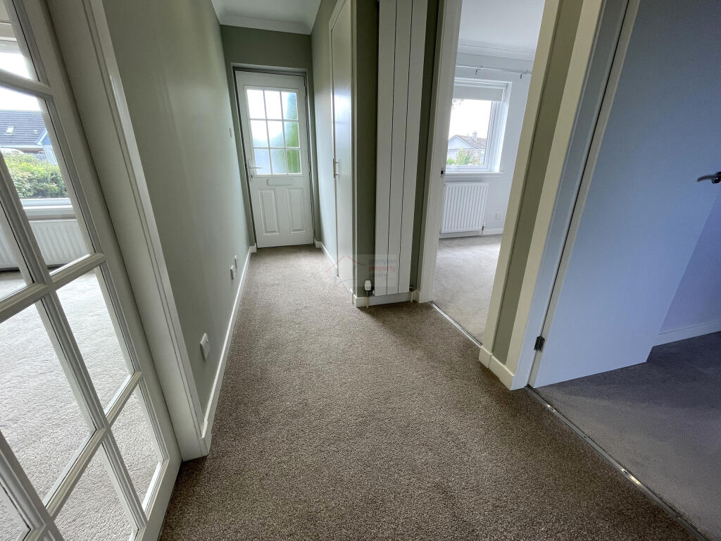 Hallway.JPG