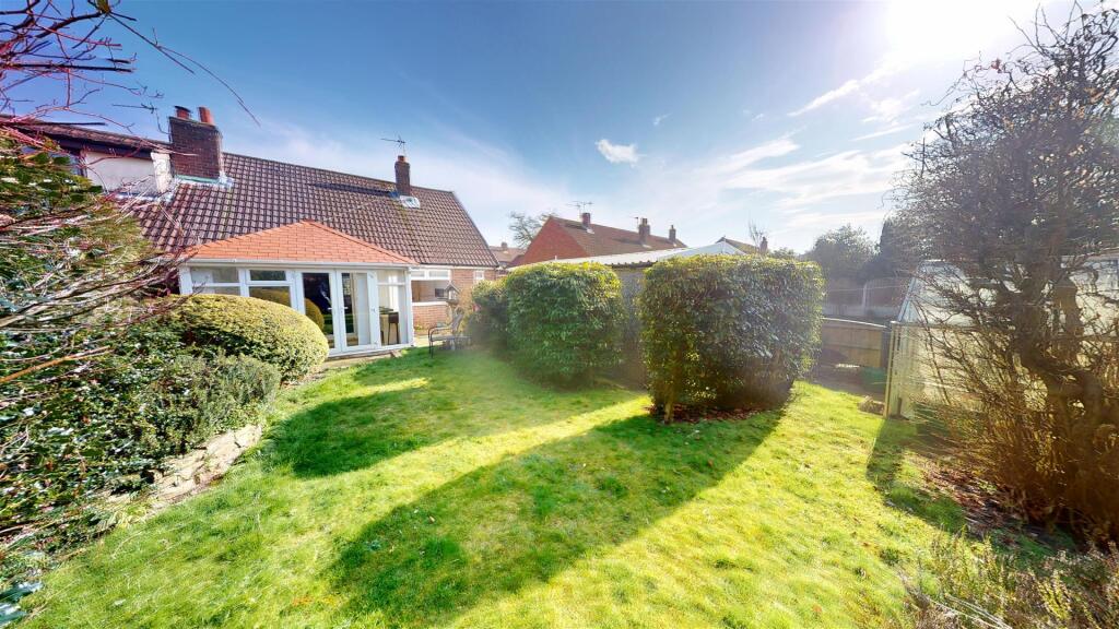 Broadway Rear Garden