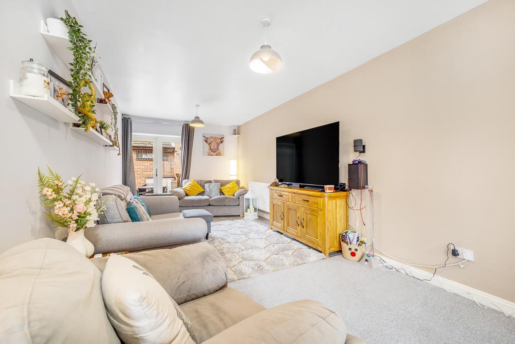 Entrance Hall/Lounge