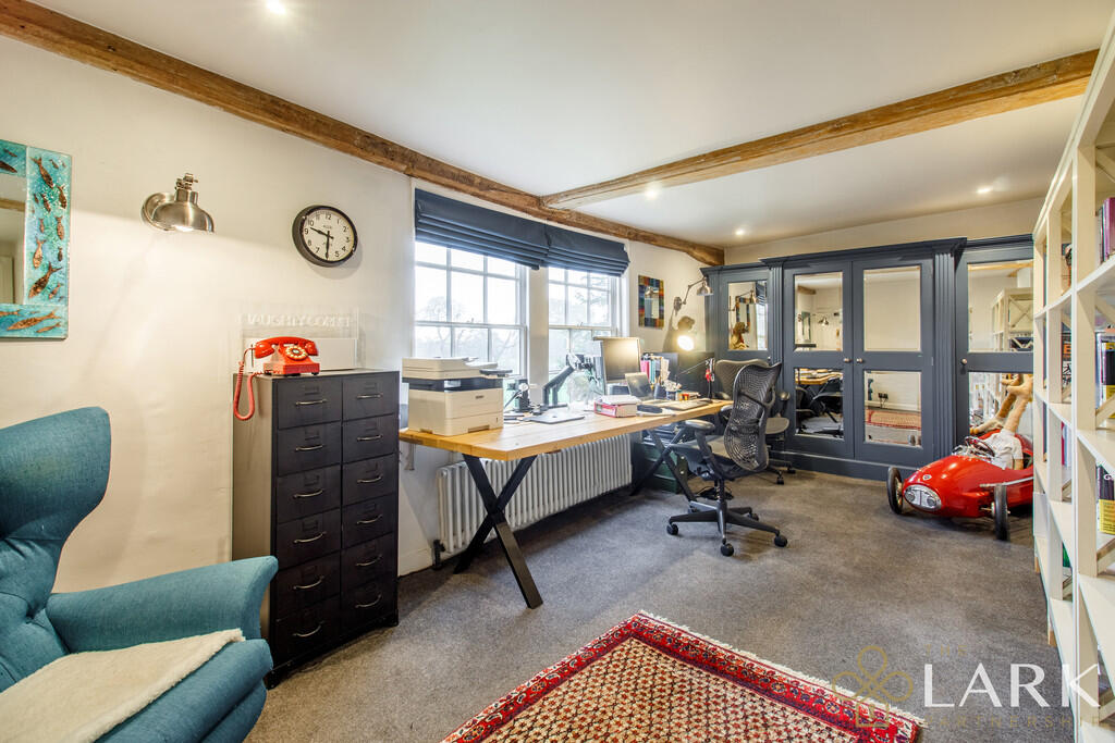 8669044-interiorW...