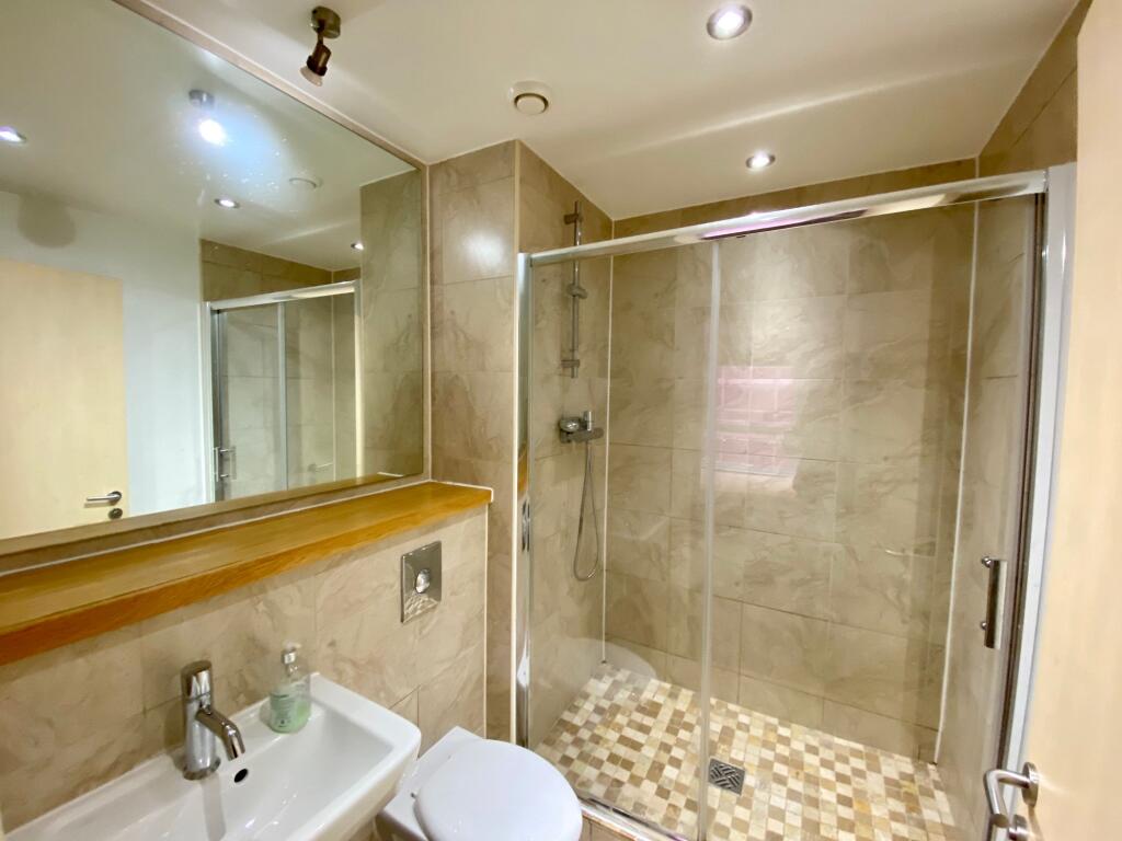 Ensuite