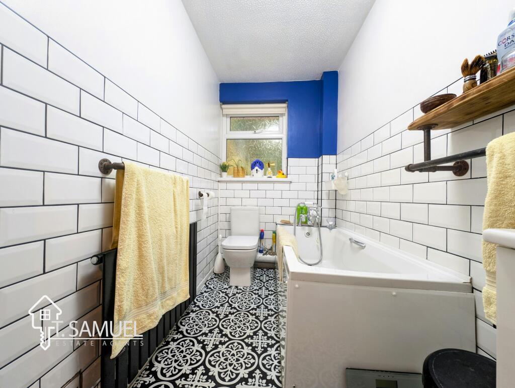 Upstairs Bathroom