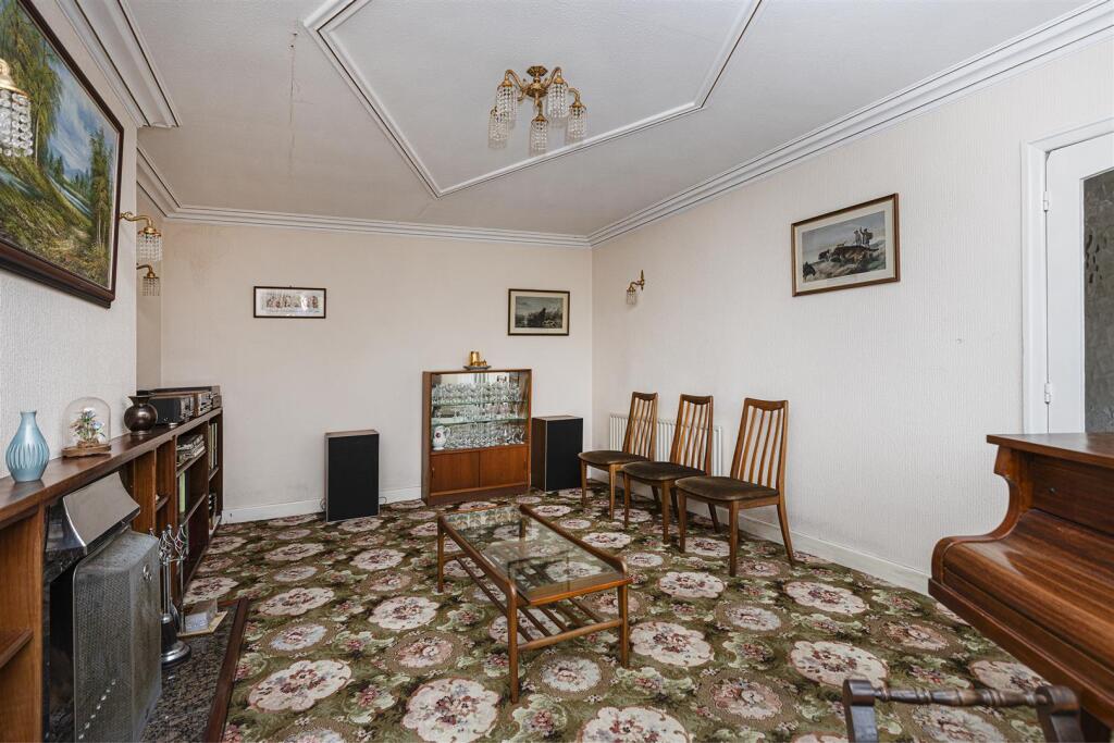 Bramleys Estate Agents - Flush House Lane - Holmfi