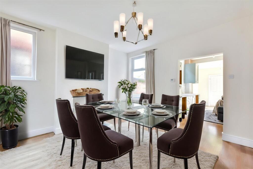 Dining-Room_2 - Dining Room - Modern - 1.jpeg